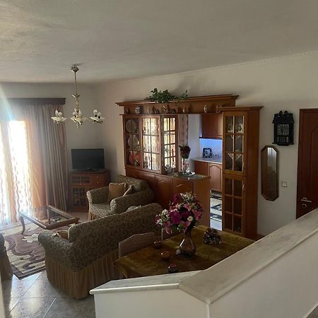 Bright Apartment, Spacious Near The Center Tríkala エクステリア 写真