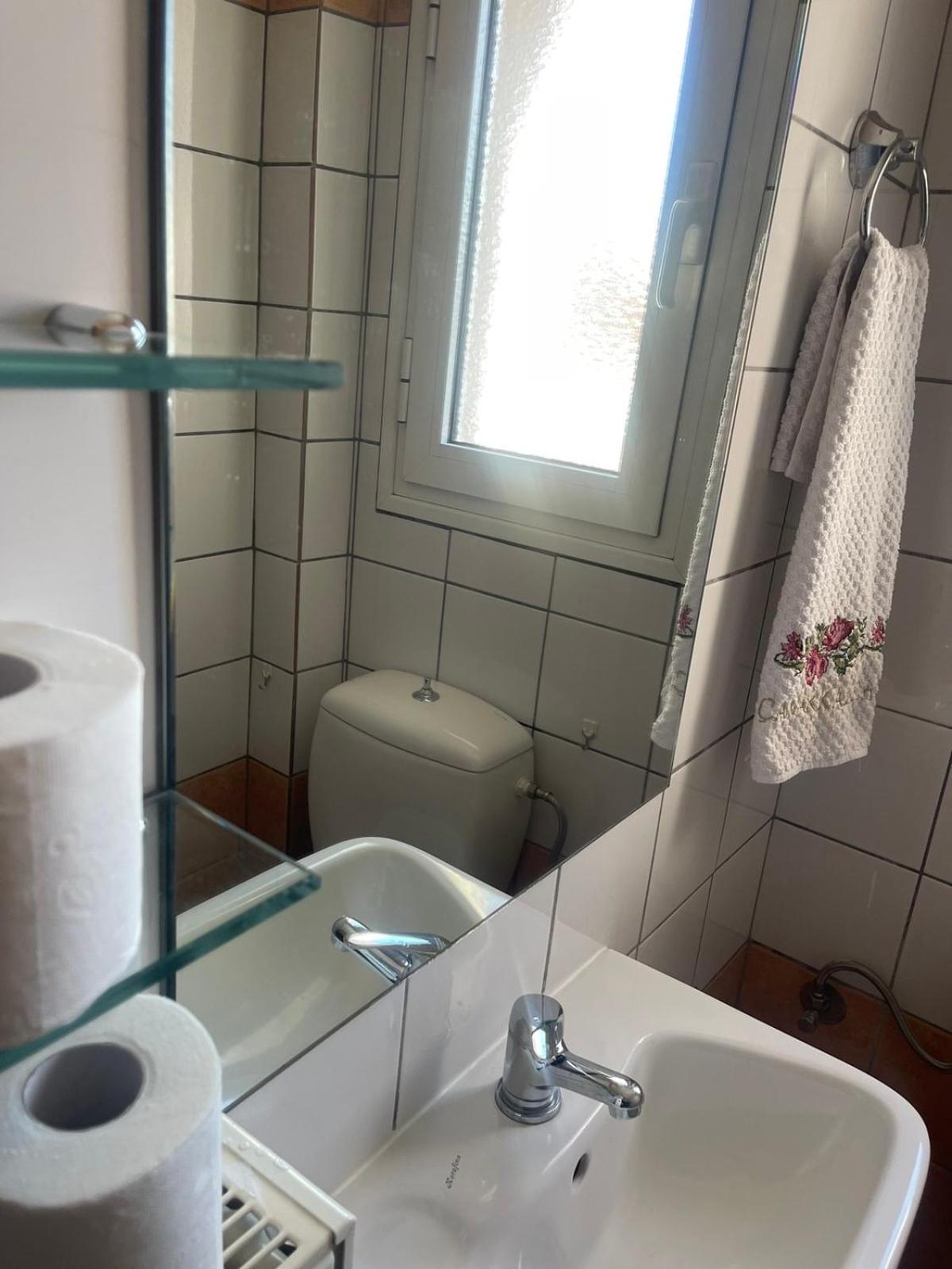 Bright Apartment, Spacious Near The Center Tríkala エクステリア 写真