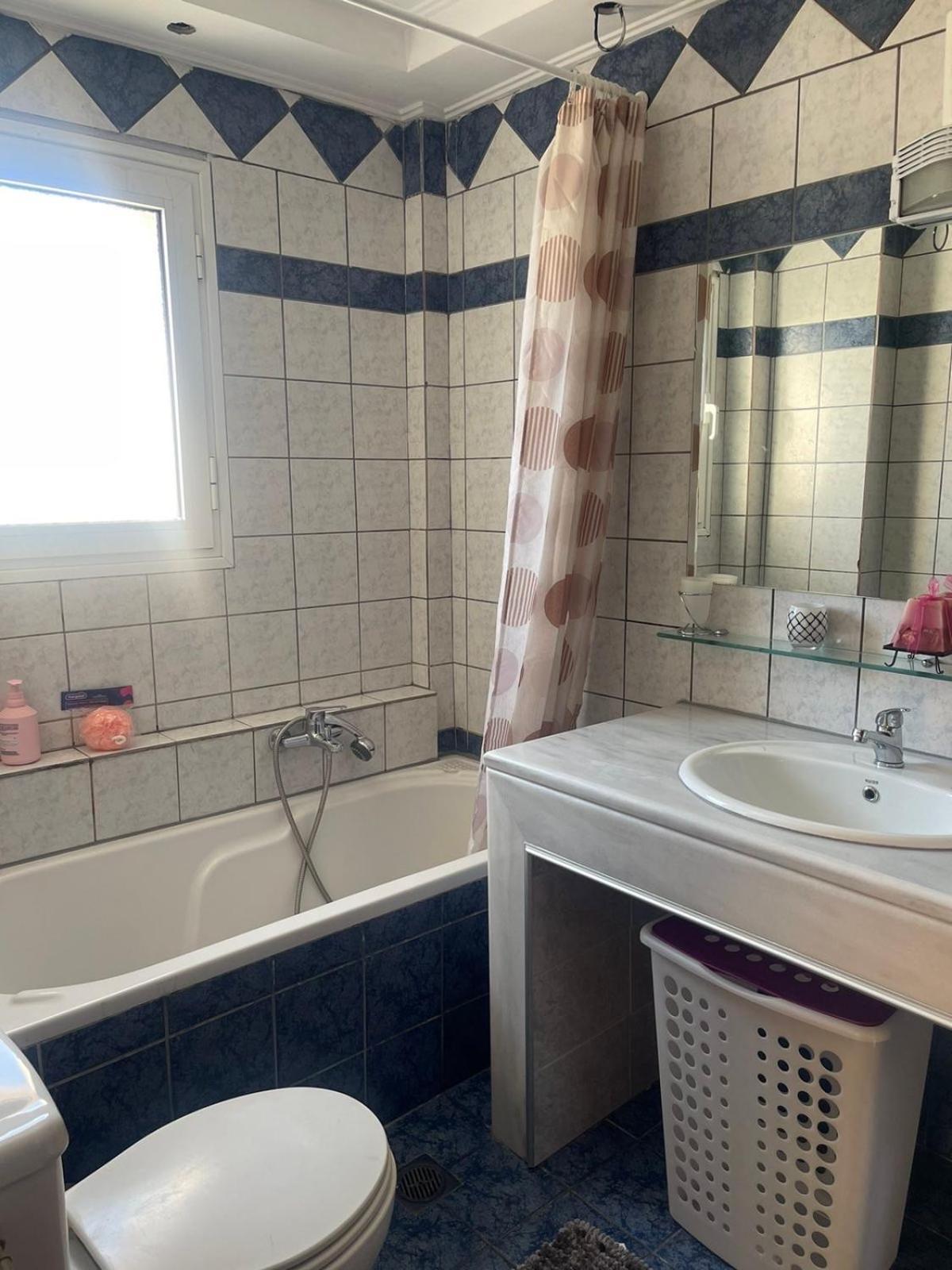 Bright Apartment, Spacious Near The Center Tríkala エクステリア 写真